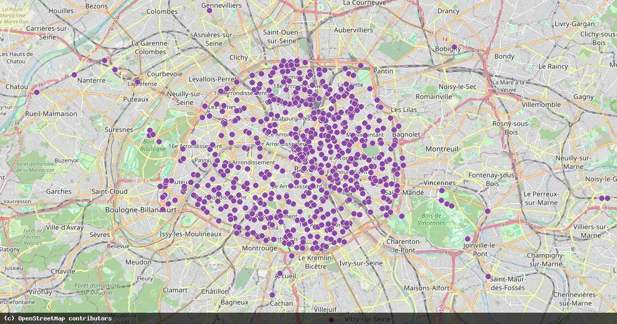 Une carte de Paris montre de nombreux points violets indiquant la localisation de toilettes publiques.
