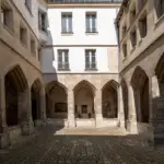 Cloître des Billettes